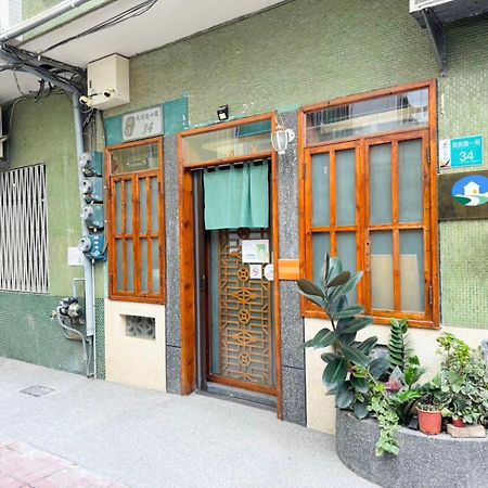 慢步南國 台南故事民宿 Slow Tainan Homestay Extérieur photo