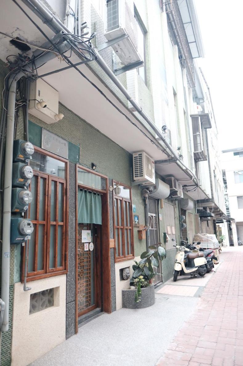 慢步南國 台南故事民宿 Slow Tainan Homestay Extérieur photo